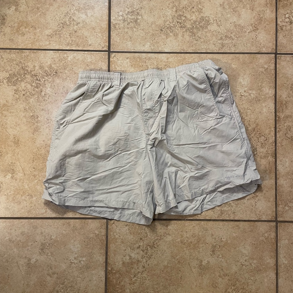 Columbia PFG Cream Performance Shorts